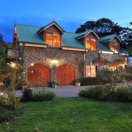 オリンダ Mary Cards Coach House Bed & Breakfast エクステリア 写真