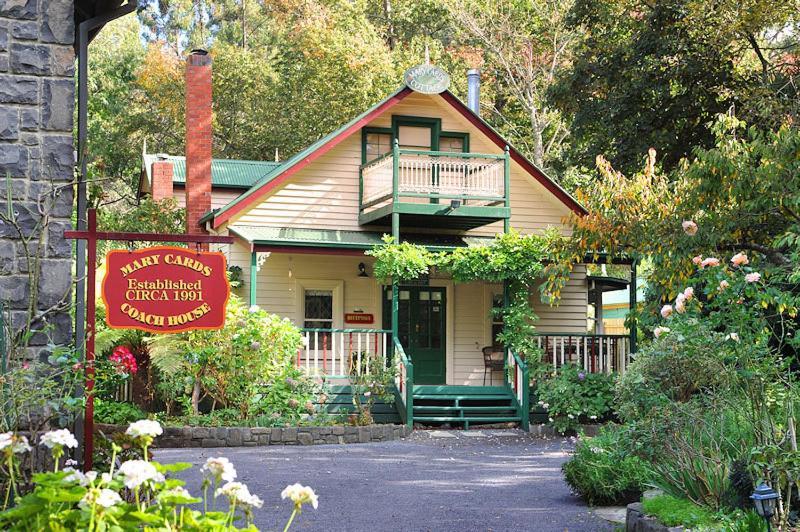 オリンダ Mary Cards Coach House Bed & Breakfast エクステリア 写真