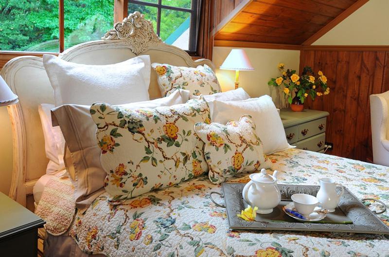 オリンダ Mary Cards Coach House Bed & Breakfast エクステリア 写真